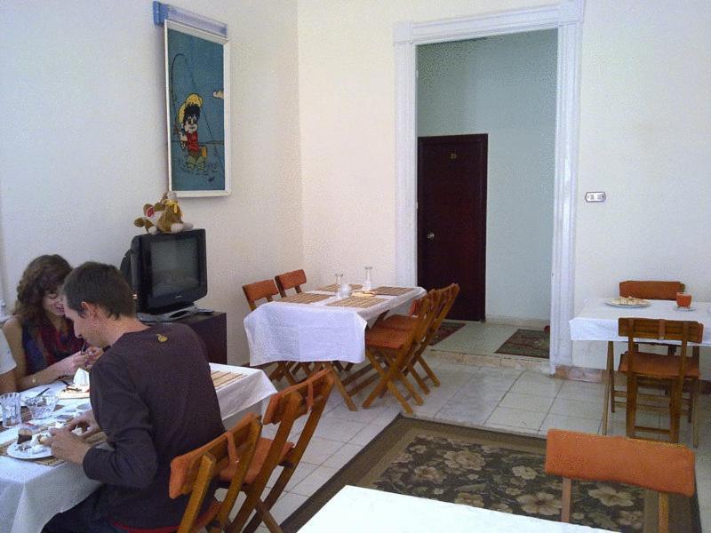 Transit Alexandria Hostel מראה חיצוני תמונה